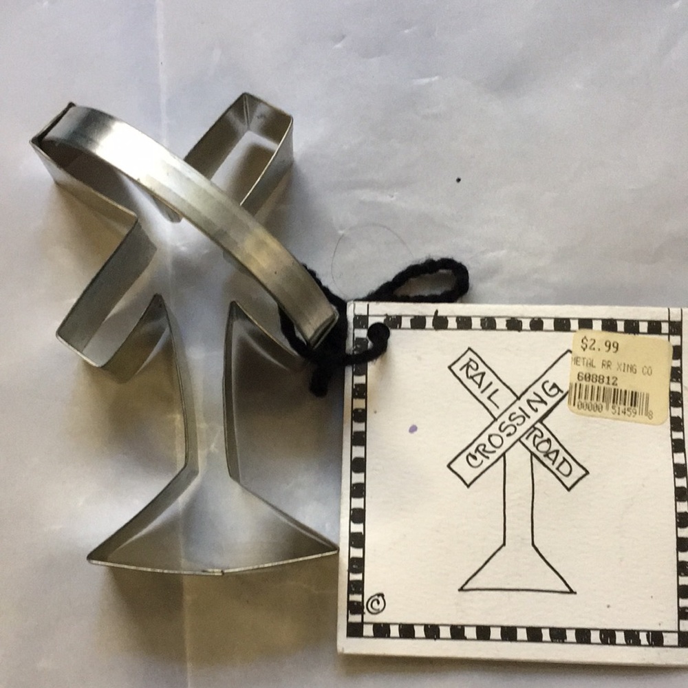 Metal Rail Road Crossing Cookie Cutter
